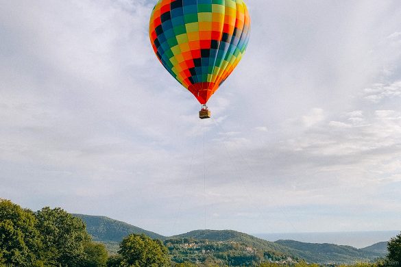 Event photography ballooning
